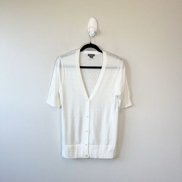 Eddie Bauer Women’s Short Sleeve Button Down Cardigan Sweater Cream Size Small - Picture 1 of 9